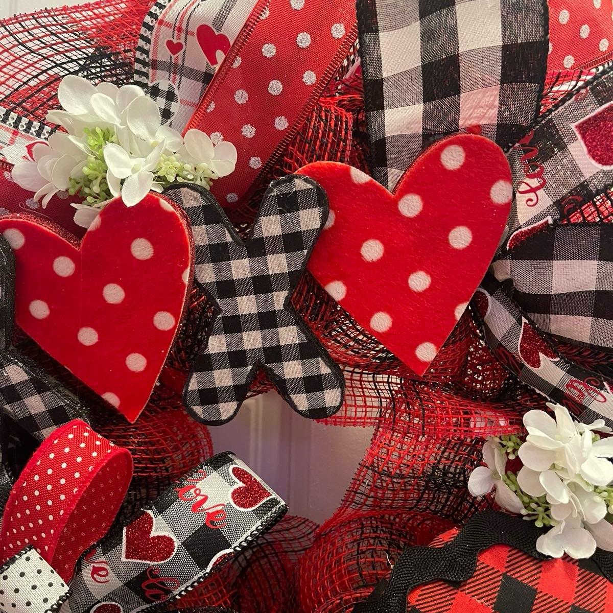 XOXO Valentine Wreath