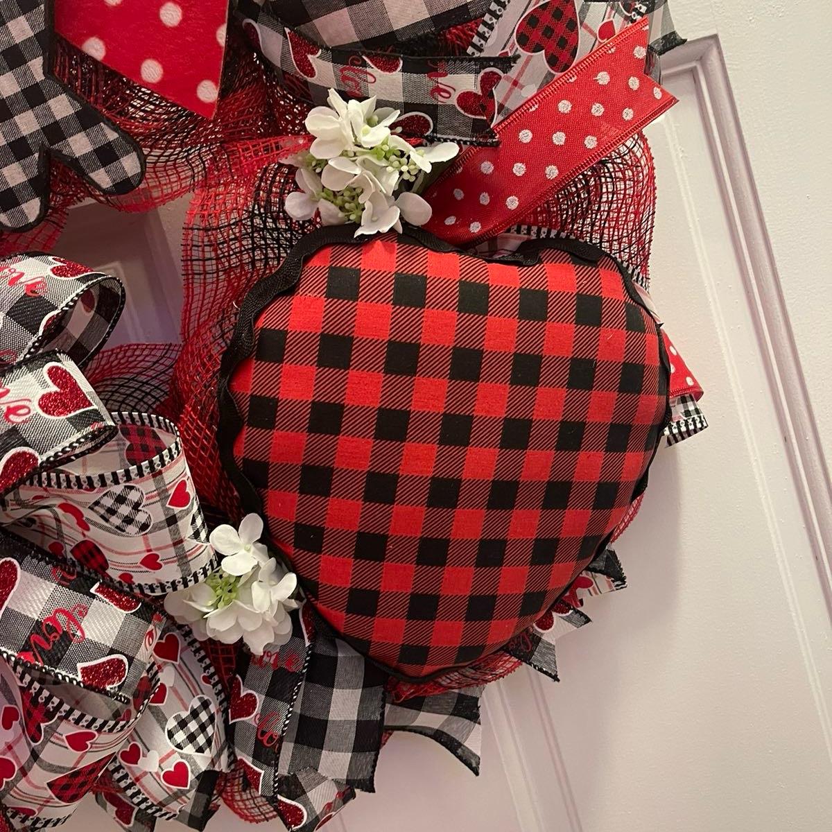 XOXO Valentine Wreath